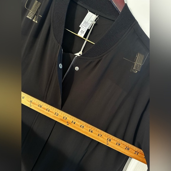 NWT WYNNE LAYERS Medium Black Sheer Long Zippered Tunic Jacket Pocket Hidden Zip - Picture 6 of 16